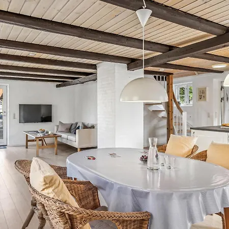 Ferienhaus Stunning In With Wifi *